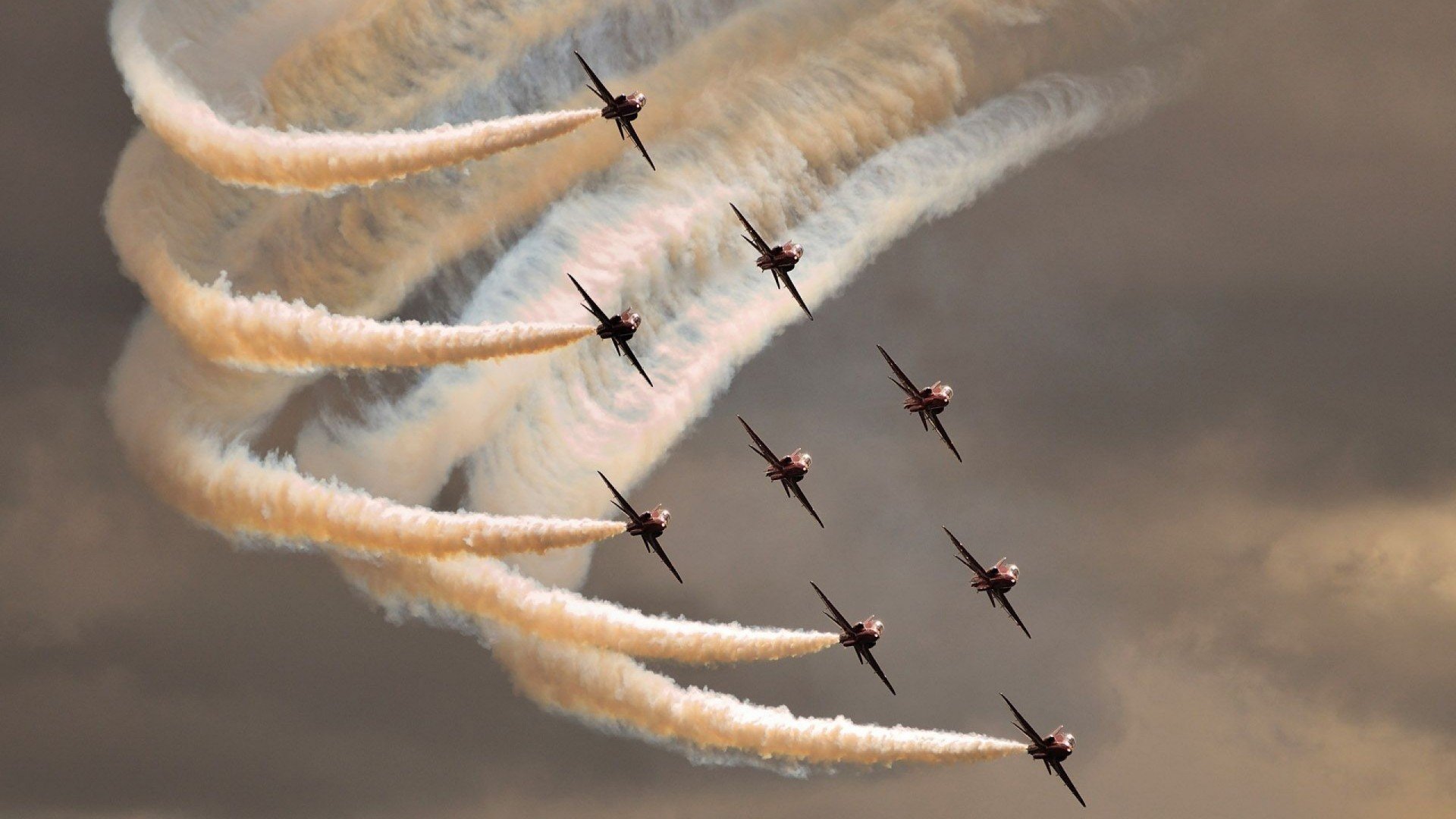 PSG教练承认战术布置存在不足，psg战队教练是谁