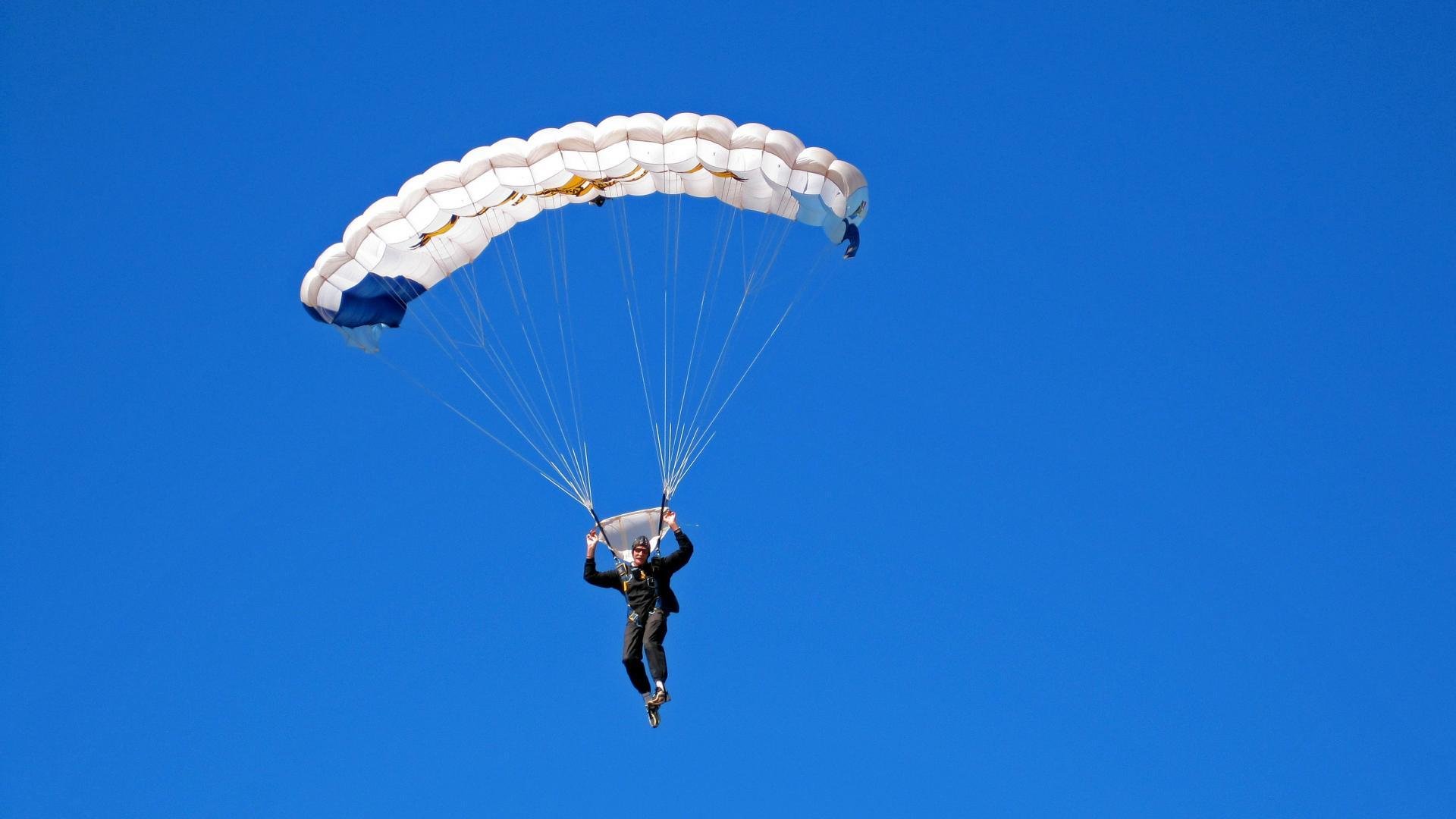 开云体育链接-乌克兰男篮在欧洲预赛中持续拼搏，向世界展示雄心